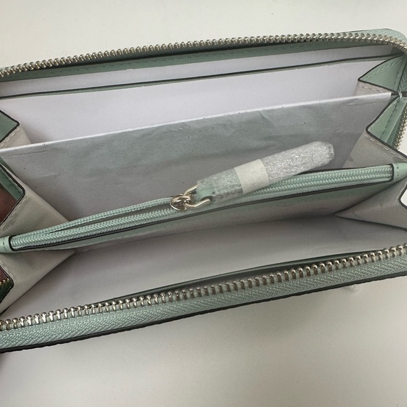 Kate Spade/New York/Leila/Triple Compartment Satchel/Crossbody/MATCHING WALLET! - Picture 12 of 15